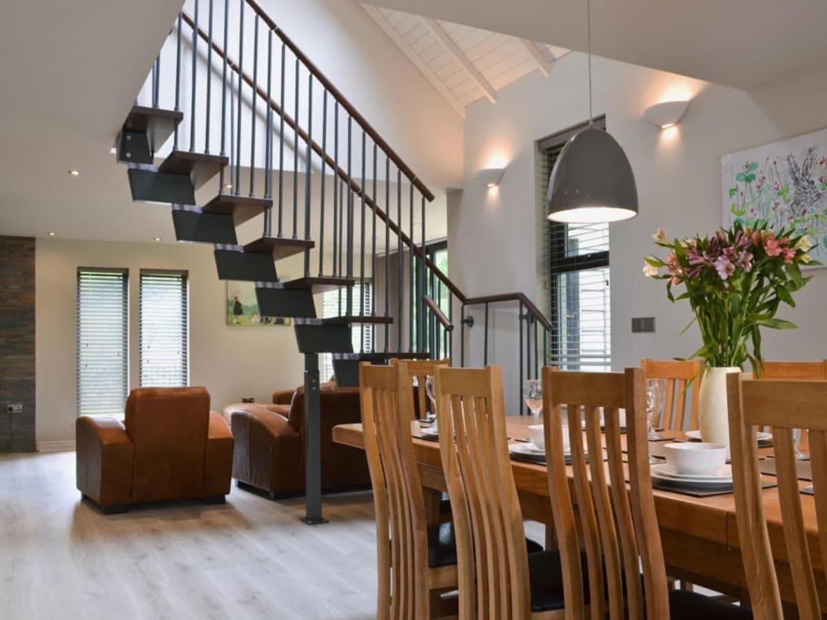 Elm Escapes Villa Knighton  Luaran gambar