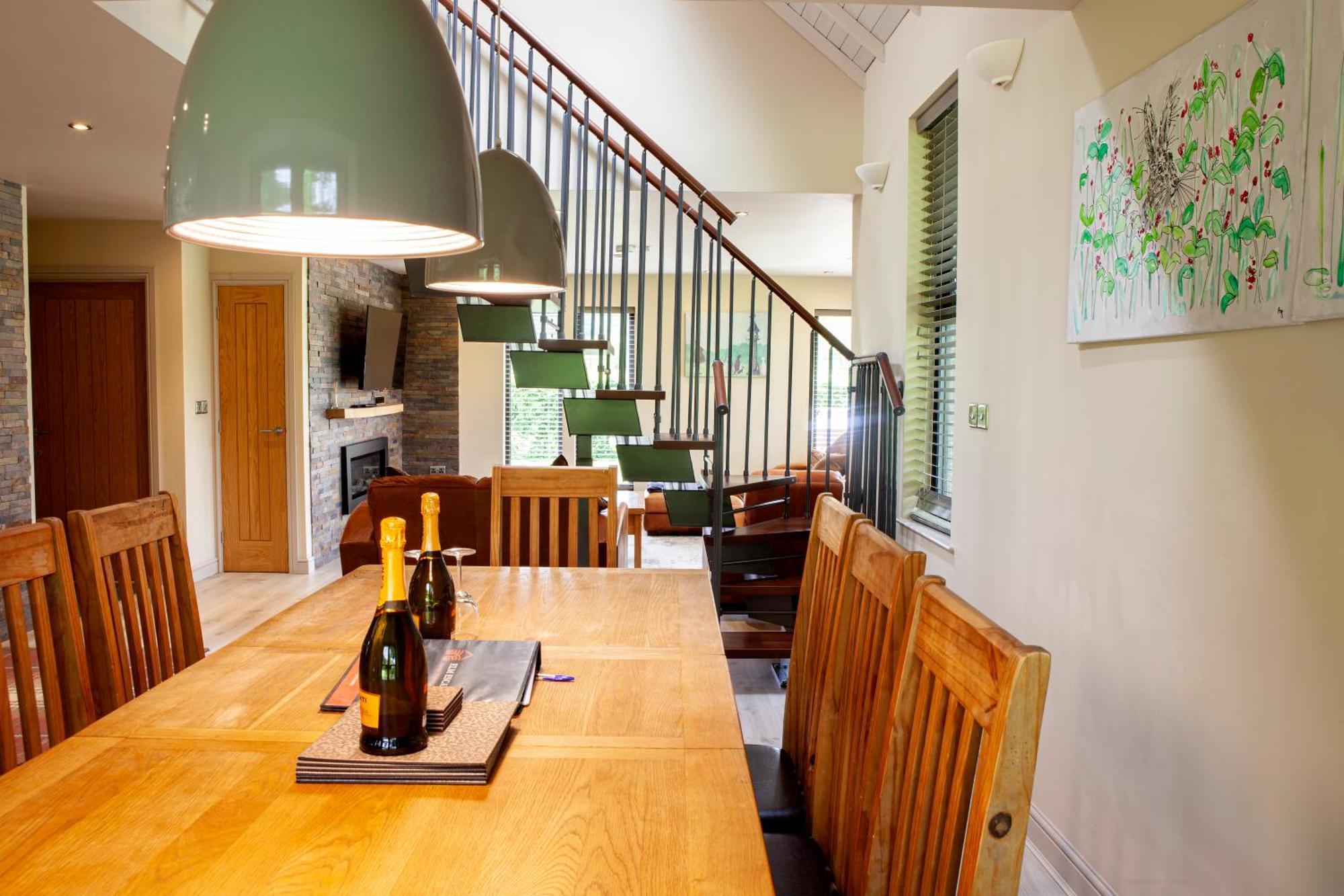 Elm Escapes Villa Knighton  Luaran gambar