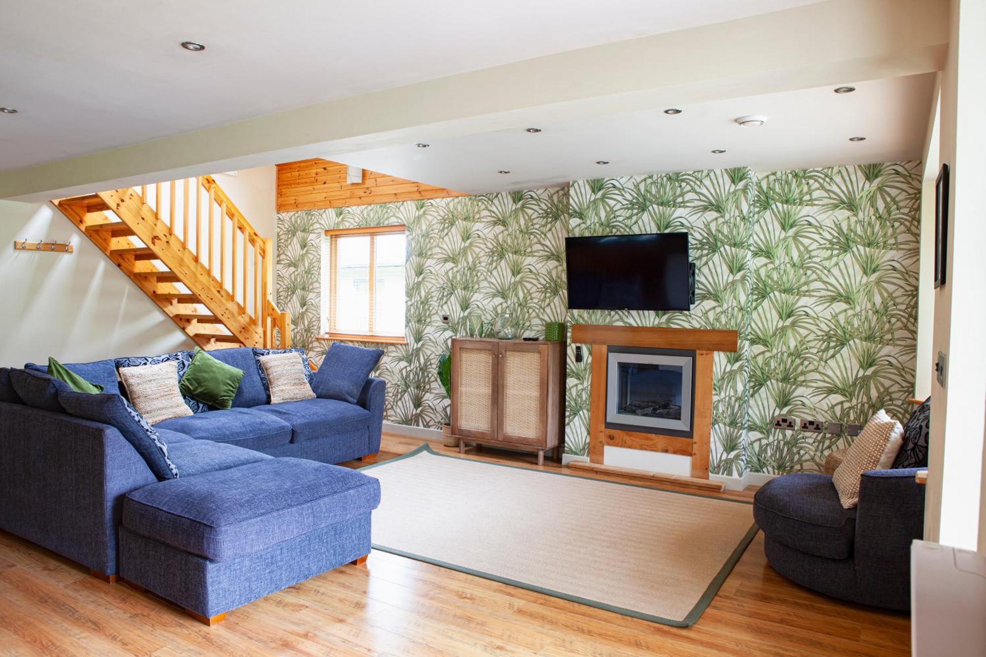 Elm Escapes Villa Knighton  Luaran gambar